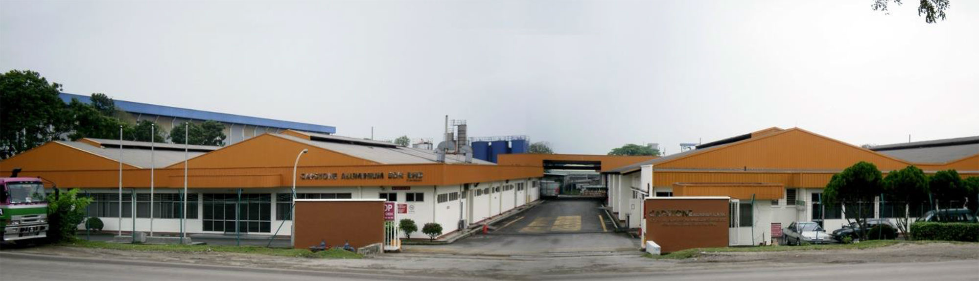 549d3dba0e73dcc726e71548_factory.jpg