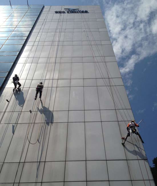 external facade cleaning pic 1
