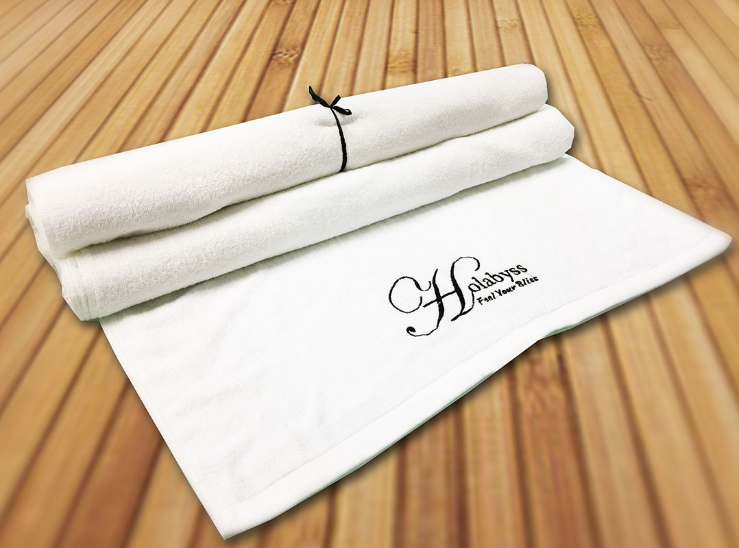 5539f700386a57f579638125_Holabyss-towel-big.jpg