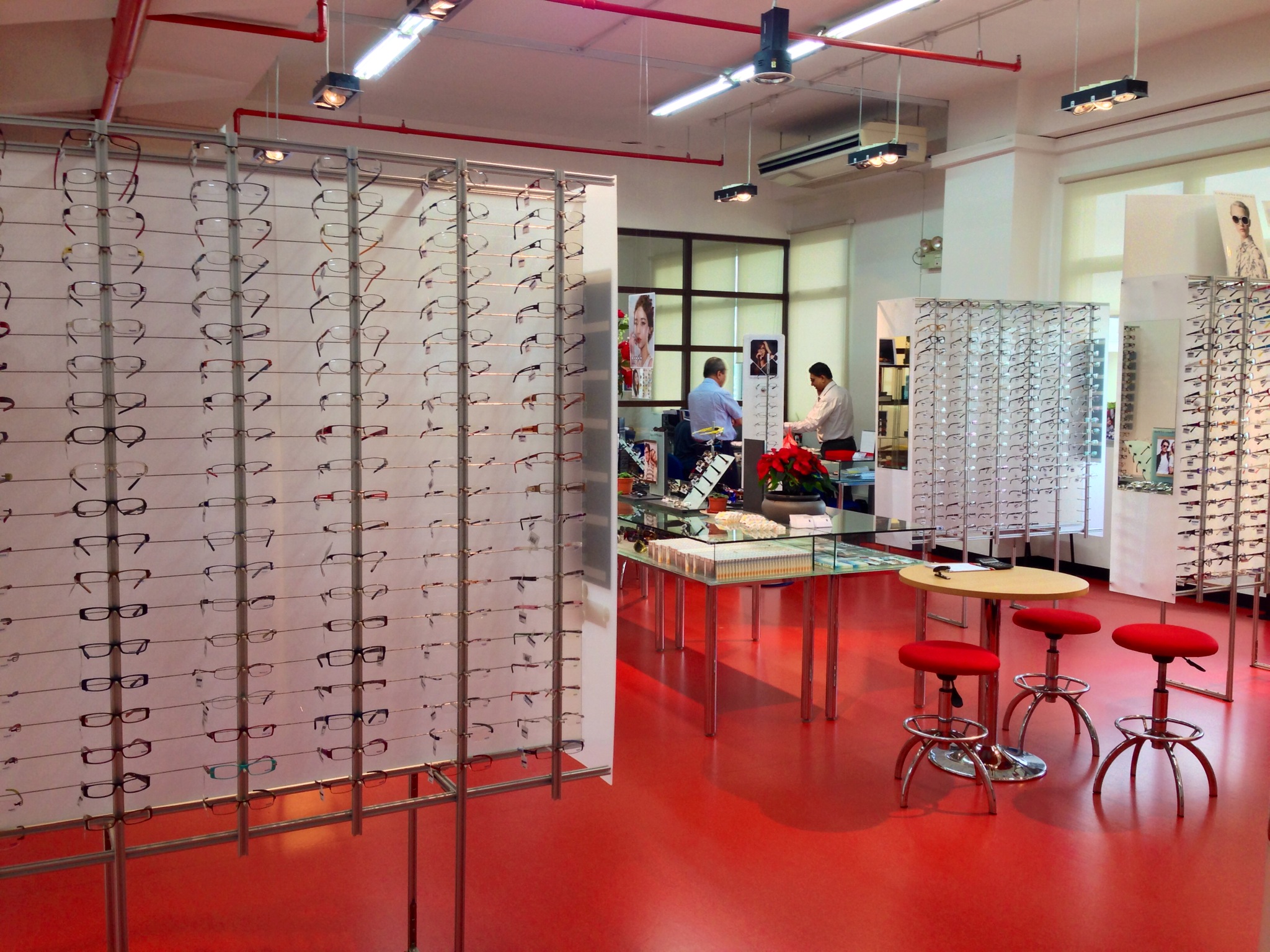 Vision Ease Eyewear Boutique Products & Services