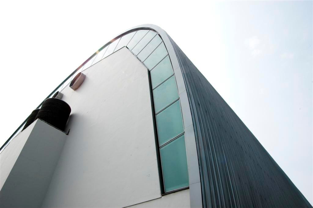 Struts Building Technology