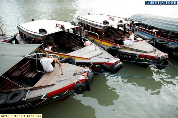 Cruising experience through out Singapore River
