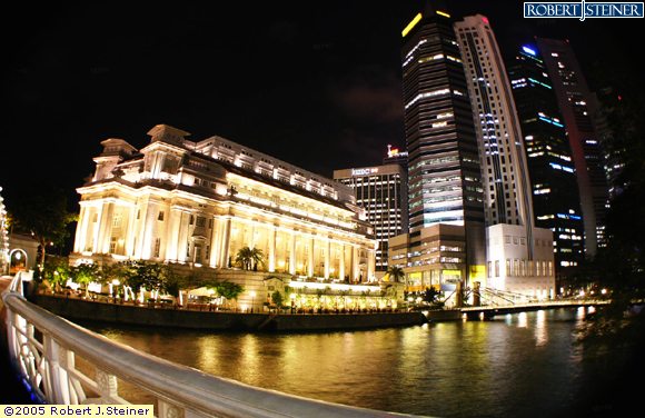 Night View of The Fullerton Hotel from Anderson Bridge