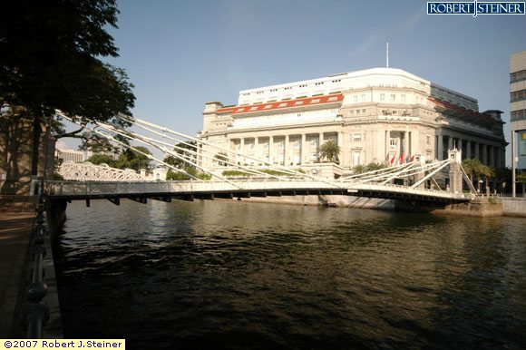 Cavenagh Bridge-front